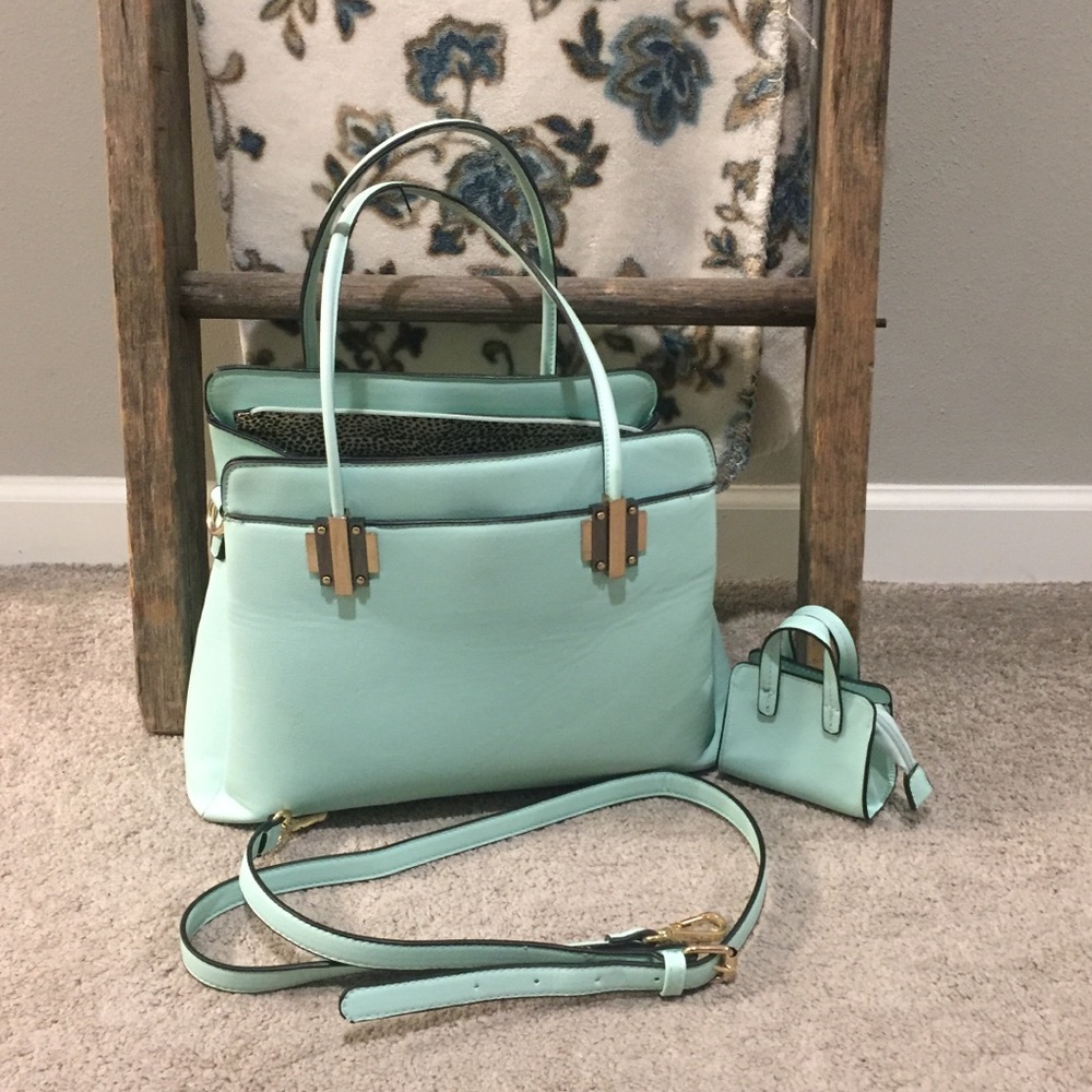 Sea foam/teal purse